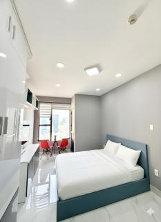 High Floor Luxury Rivergate Apartment Central - Premium Pool Access - 9