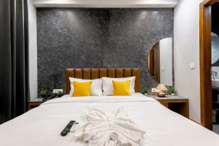Hotel Imperial Stayz Sector 51 - 0