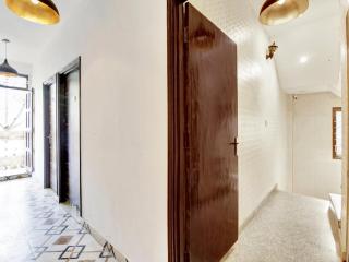 Hotel O Kailash Inn - 1