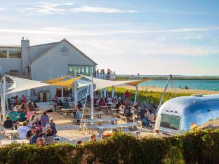 Spacious Retreat With Pool, Game Room & Fireplace, Sleeps 10, Backyard Oasis and Screened Gazebo, Family-Friendly Getaway, 24Hr Hospitality - 8