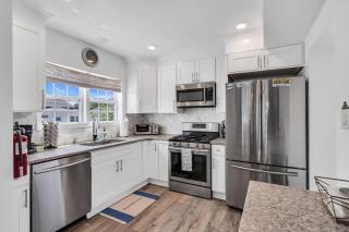 Coffee | Streaming TV | Fast WIFI | Pet Friendly - 8