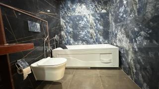 Sk Royal Hotel - 8