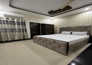 Oriole luxury hotel - 1