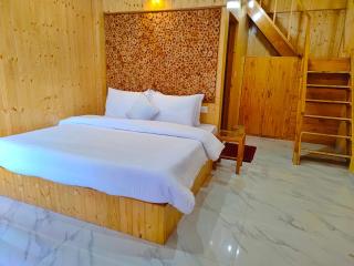 Riverside Bliss - 8