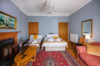 Cosy 4 bdrm Apartment by Meadows - 7