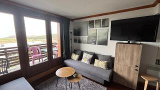 Lama-Gîte-des-Puys T3 Lamadalet, vue sud, terrasse, parking privé - 8