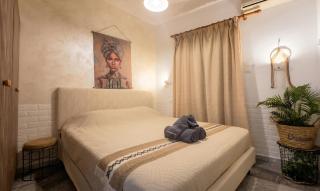 Michele Marie apts - 5