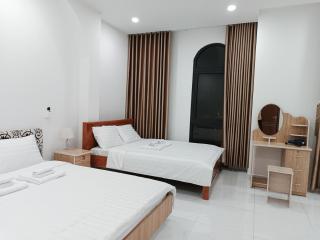 Thanh Long Homestay - 0