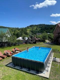 Тростян та річка - 0