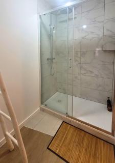 Appartement climatisé avec balnéo, parking gratuit, proche Auvers-sur-Oise - 6