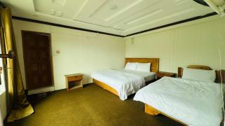 North Paradise Guest House - 3