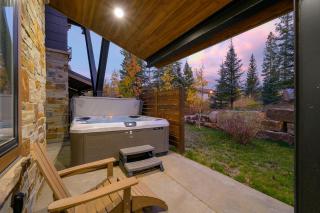 Downtown WP River Front Villa 232 I Private Hot Tub I Great Views - 5