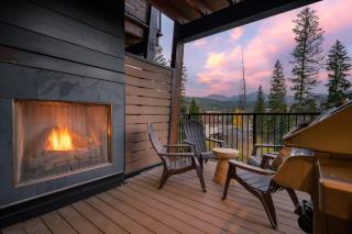 Downtown WP River Front Villa 232 I Private Hot Tub I Great Views - 2