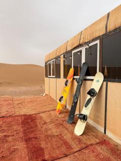Dar Azawad Royal Desert Camp - Erg Chigaga Luxury Glamping - 2