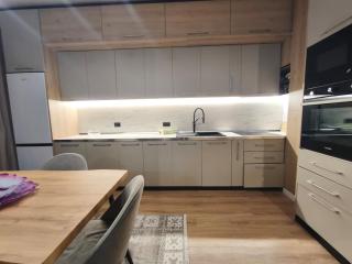 Galeria Flat Center Tirana Apartment - 8