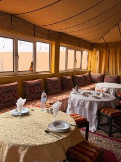 Dar Azawad Royal Desert Camp - Erg Chigaga Luxury Glamping - 7