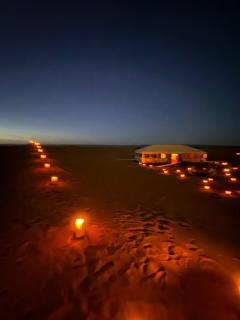 Dar Azawad Royal Desert Camp - Erg Chigaga Luxury Glamping - 8