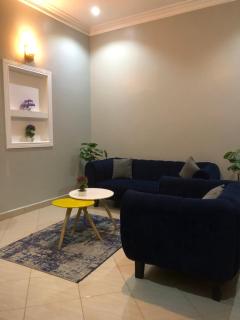 A home away with unlimited Wifi - 8