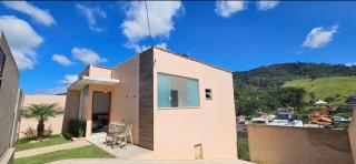 Refúgio com Jardim Ideal para Famílias e seu Pet - 1