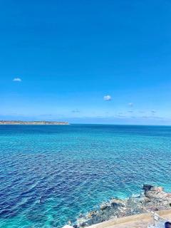 Luxury Seafront Apartment with Panoramic Views- Ghadira, Mellieha Bay - 8