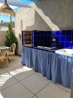 Layla Surf House - 9