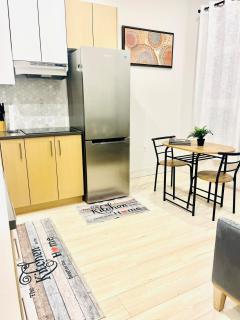 Modern Ground Level 1BR Apartment - Prime Location - 1