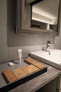 Colombo International Airport Hotel - 4