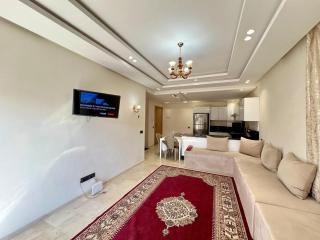 Sunny central & Stylish 1-Bed Apartment in Izdihar Family Only Near Restaurants & Shops - 0