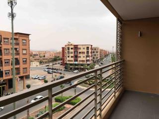 Sunny central & Stylish 1-Bed Apartment in Izdihar Family Only Near Restaurants & Shops - 9