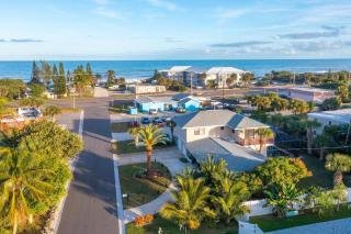 SAND CASTLE-Fun For Big Groups-Walk to Beach, Heated Pool, Lanai - 9