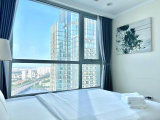 Landmark 81 Skyline Suite Vinhome Central Park - 6