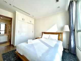 Landmark 81 Skyline Suite Vinhome Central Park - 5