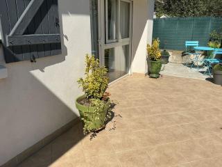 L'abri côtier du Pic Saint Loup dans l Hérault - 0