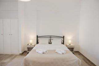 White wave studios - 3