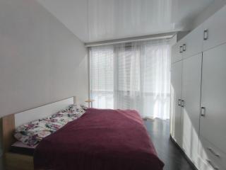 Smart Plaza Modern Apartment - Метро КПІ 3 хв - Світла квартира з вражаючим видом - 1