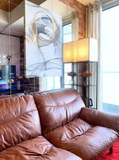Downtown Toronto Condo with Balcony & Workspace - 5