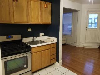 East Side 1BR wParking - 2