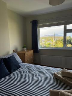 Westport Town Centre Escape with Croagh Patrick View Sleeps 4 - 4