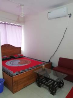 হোটেল আর ইসলাম আবাসিক শীতাতপ নিয়ন্ত্রিত - 6