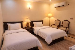 The Grand Matrimony House - 5