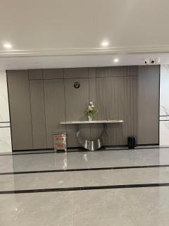 Sleek 1BR with stunning Nairobi National Park view - 8