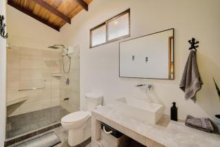 Botanical Lodge Kissing Geckos Pool & AC 5min Beach - 9