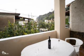 'Lazaros' Seastone House Next To The Sea In Mani - 0