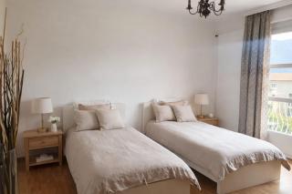 GOLDEN HILL - Elegant bright and spacious rooms with garden and shared kitchen - 9