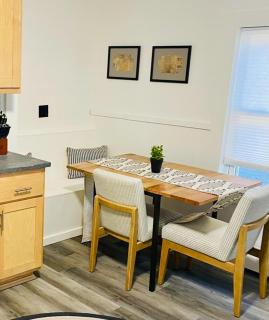 Cozy Two Bedroom on Munjoy Hill - 4