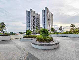 Ciq Studio New Condo I Hot Selling I Netflix 2pax , Premium Design Studio - 2