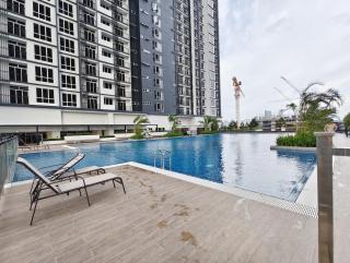 Ciq Studio New Condo I Hot Selling I Netflix 2pax , Premium Design Studio - 1
