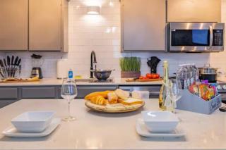 Beautiful Contemporary Suite #06 - 4