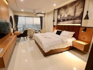 5 star hotel vibe-Premium modern and luxury apt - 2