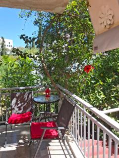 Family friendly apartment with a garden view - 5